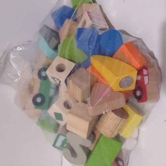 Bag of children's building blocks wooden blocks shapes letters sensory - Picture 6 of 6